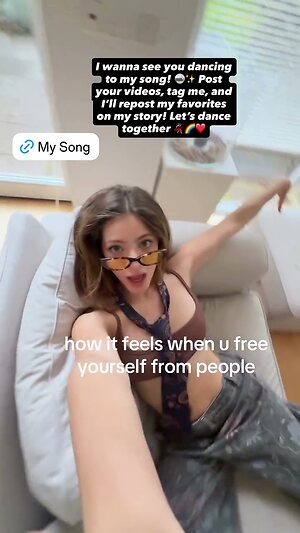 Leyla Afshonkar leaked photo #82