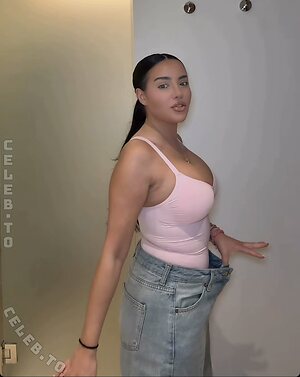 Leyla Lahouar Nude Leaked Photo #12