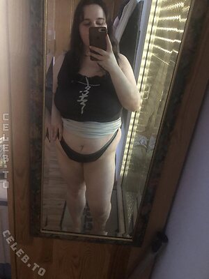 Lia Bloom Nude Leaked Photo #6