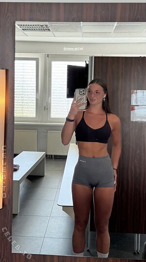 Lia Stermann leaked photo #34