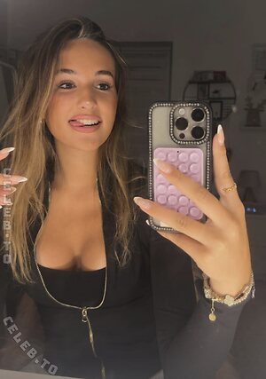 Lia.bmgn leaked photo #5