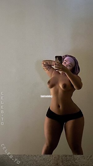 liamirandalinzy Nude Leaked Photo #3