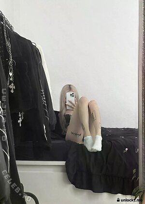 _lia.moon leaked photo #7