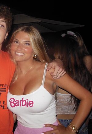 Libby V Nude Leaked Photo #13