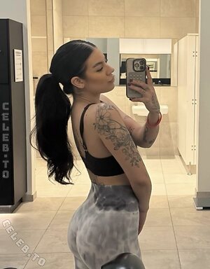 Lil janice Nude Leaked Photo #11