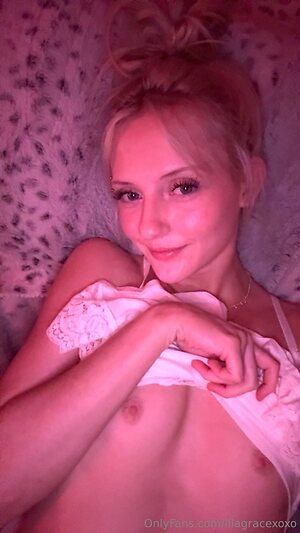 Lila Grace Nude Leaked Photo #6