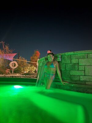 Lila Hart leaked photo #8
