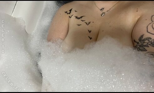 Lilacmew leaked photo #9