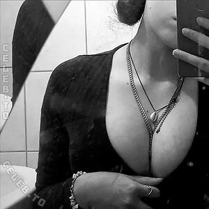 Lilcutebitch Nude Leaked Photo #17