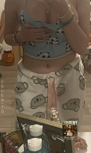 Lilcutebitch Nude Leaked Photo #20