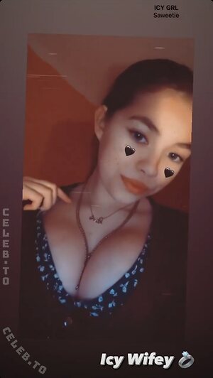 Lilcutebitch More Nude Photos