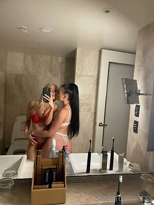 Lili Eastwood? leaked photo #7