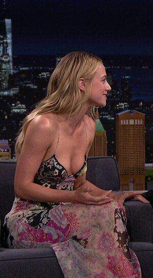 Lili Reinhart leaked photo #140