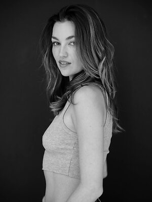 Lili Simmons leaked photo #49