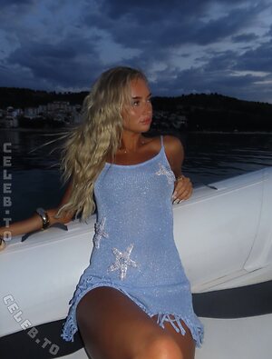 Lilia Batten Nude Leaked Photo #24