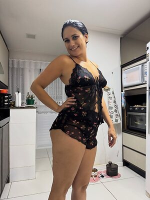 Liliyanah leaked photo #14
