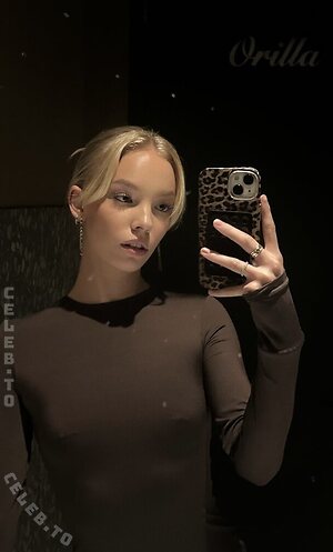 Lilli Sophia Nude Leaked Photo #4