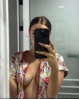 Lillie Bass leaked photo #30