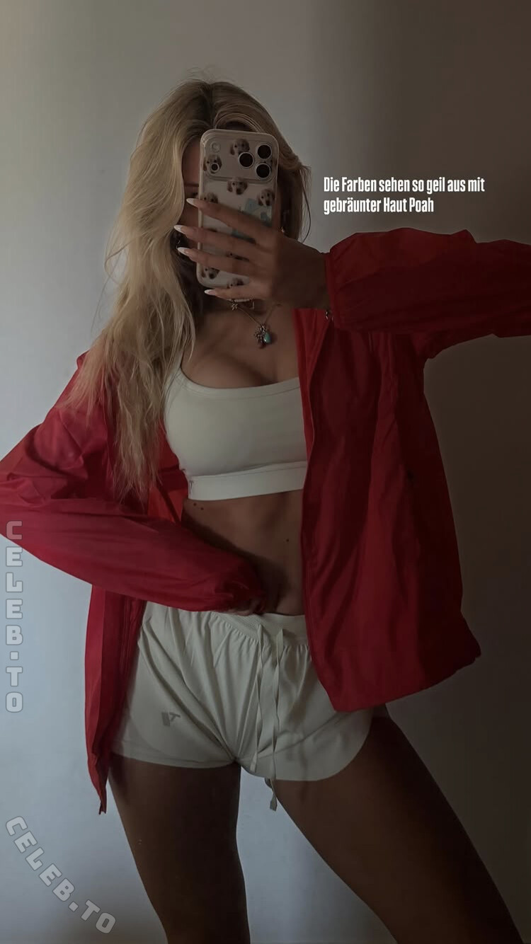 Lilli Moser Nude Leaked Photos