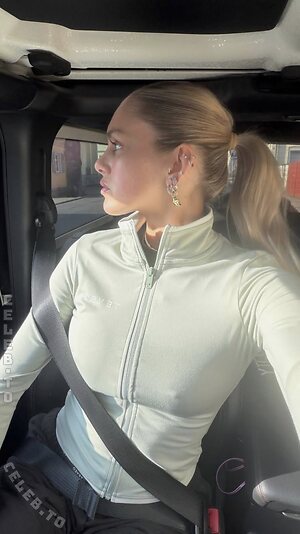 Lillimsr Nude Leaked Photo #40