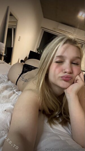 Lilly Wagner leaked photo #2
