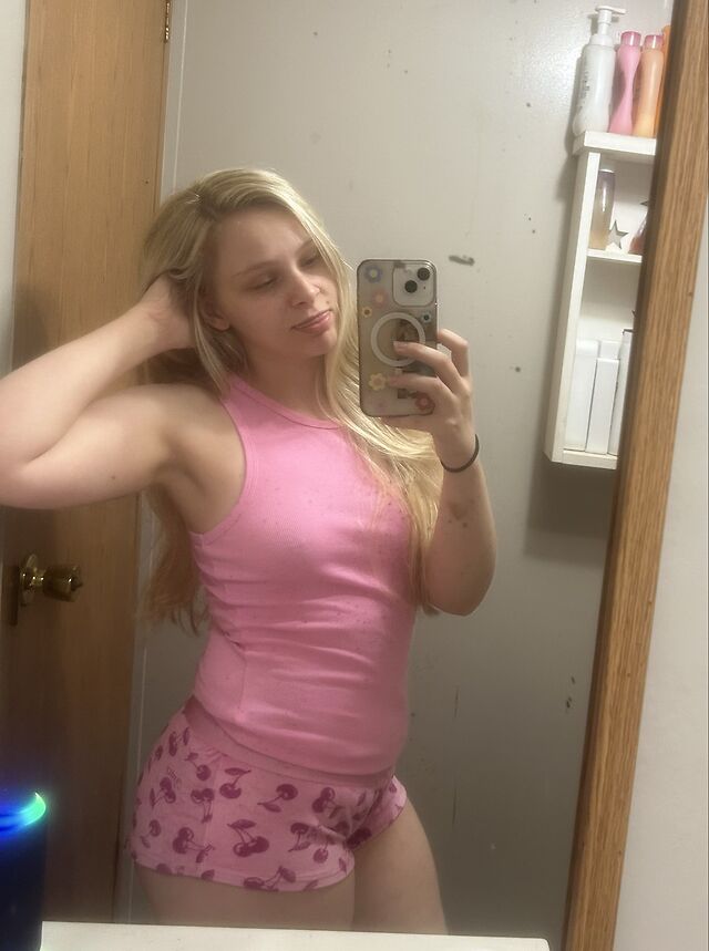 Lilly ward leaked photos