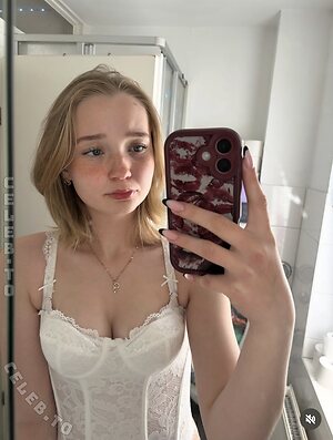 Lilly007005