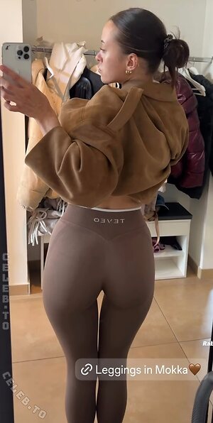 lillyfayye photo