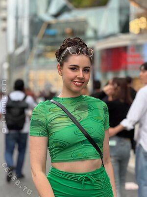 LillyTheChilly leaked photo #12