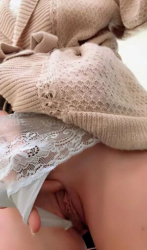 Lilrosiedoll leaked photo #9