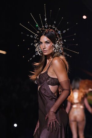 Lily Aldridge leaked photo #103