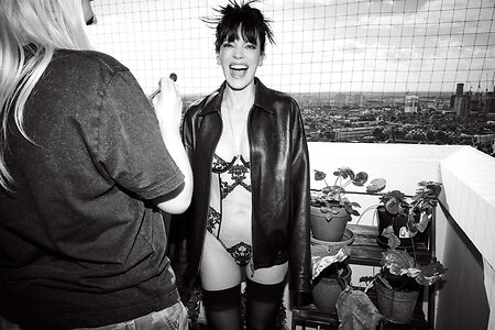 Lily Allen leaked photo #8