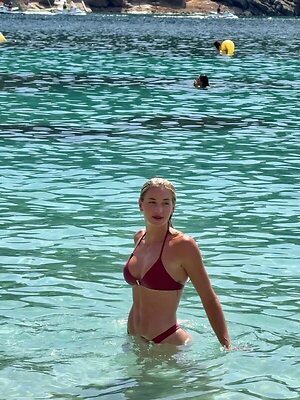 Lily Bowman leaked photo #6