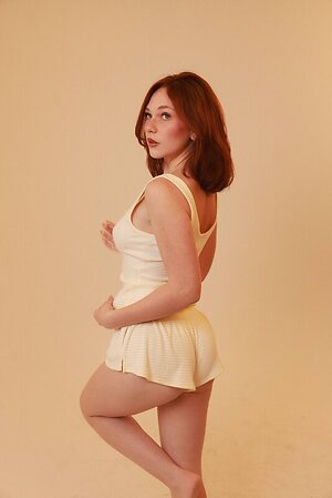 Lily Brooks O’Briant leaked photo #2