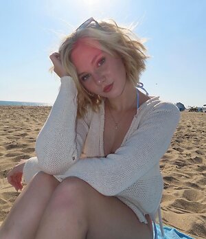 Lily Brooks O’Briant leaked photo #49
