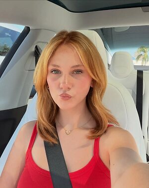 Lily Brooks O’Briant leaked photo #127