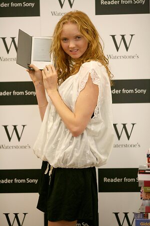 Lily Cole leaked photo #16