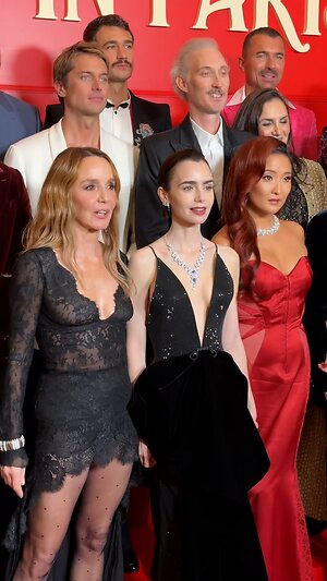 Lily Collins Hot leaked photo #15