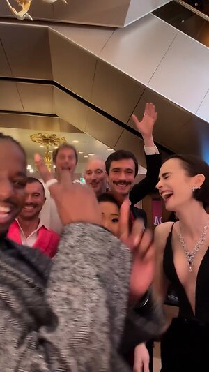 Lily Collins Hot leaked photo #30