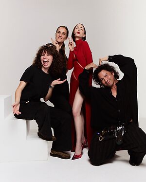 Lily Collins Hot leaked photo #43