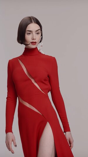 Lily Collins Hot leaked photo #47