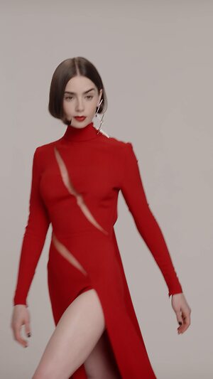 Lily Collins Hot leaked photo #53