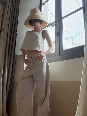 Lily Collins leaked photo #2
