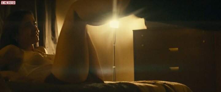 Lily Collins leaked photo #36
