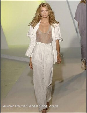 Lily Donaldson leaked photo #18