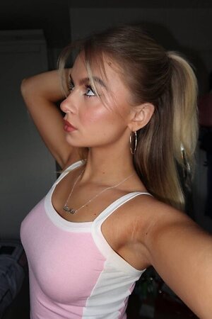 Lilymaexo leaked photo #10