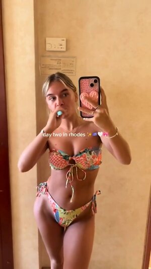Lilymaexo leaked photo #14