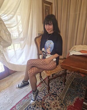 Lilysweetgirl Nude Leaked Photo #33