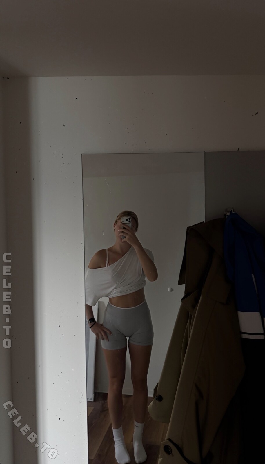 lilyyxfit photo