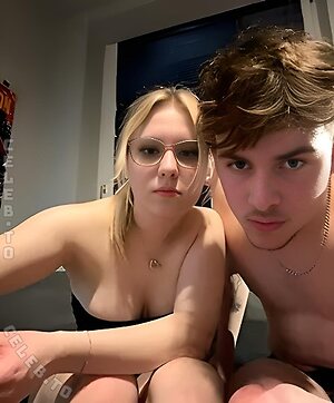 Lim0406 Nude Leaked Photo #2